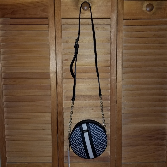 BCBG CROSS BODY BAG SIENNA SIGNATURE BLACK purses - Picture 6 of 15